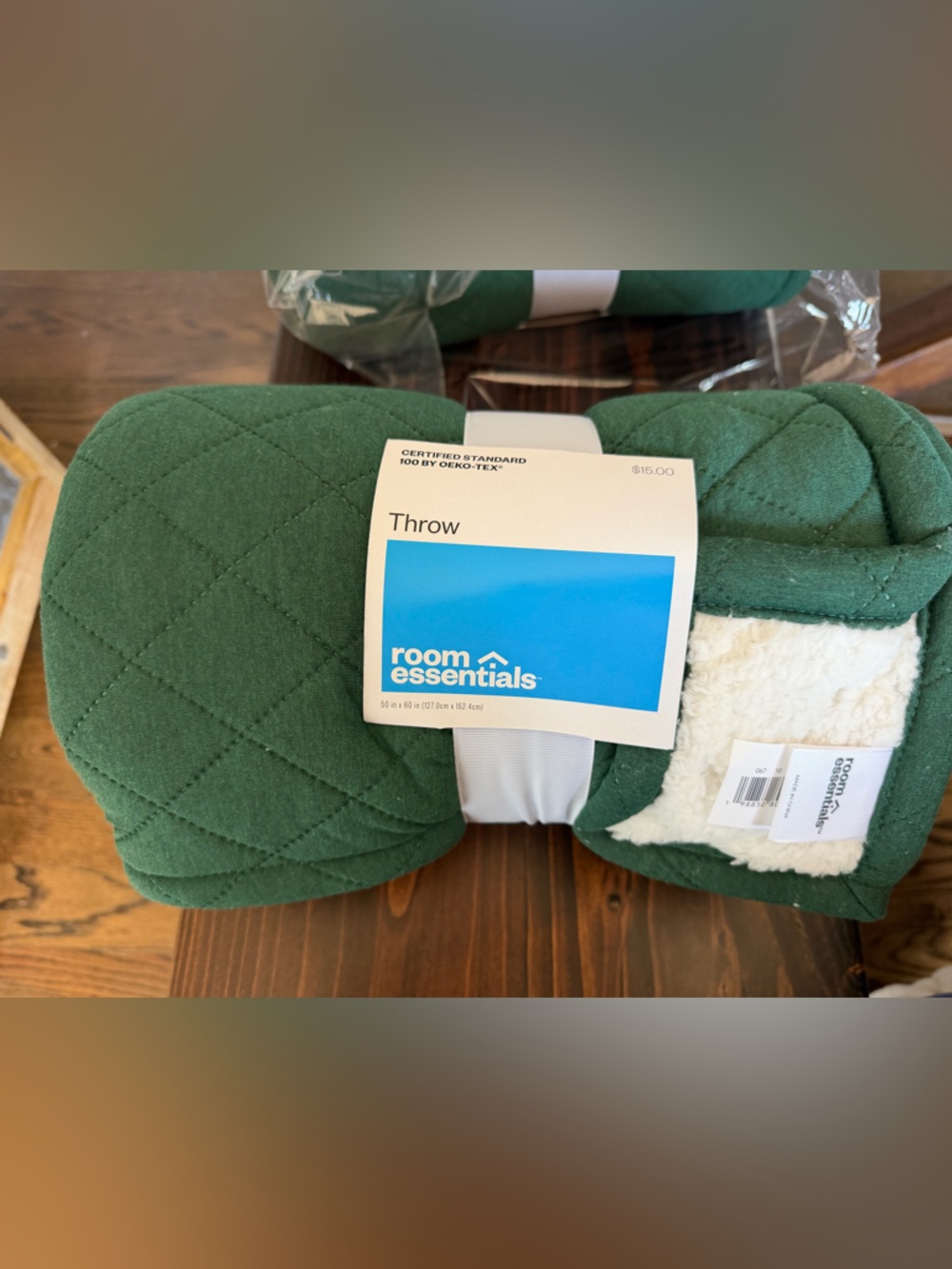 Room Essentials Quilted Jersey Throw Blanket with Faux Shearling Reverse NEW
